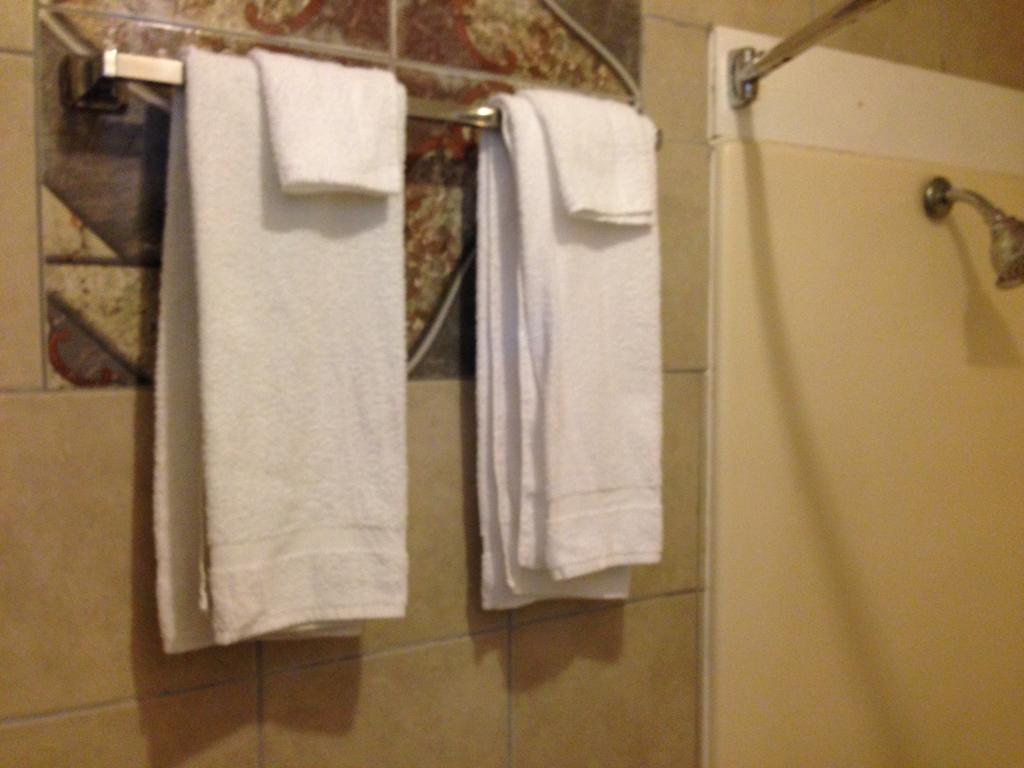 Executive Inn Робстаун Номер фото